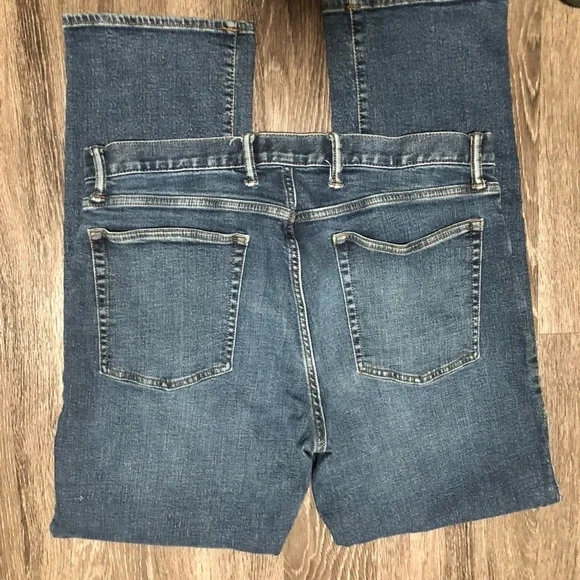 Gap Men's 36x32 Dark Indigo Straight Fit Denim Jeans - Picture 9 of 9